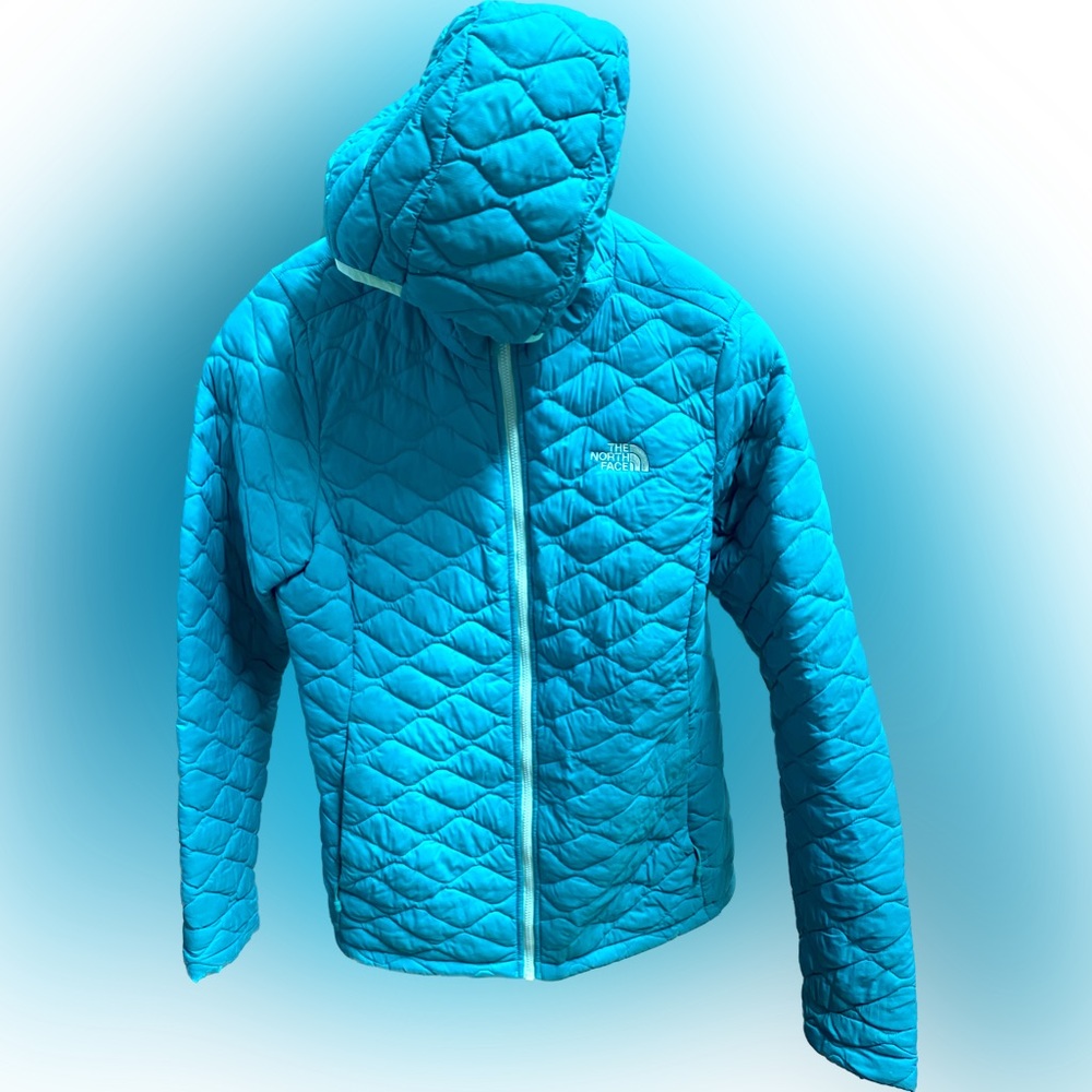 North Face ThermoBall Women’s Size Medium Jacket